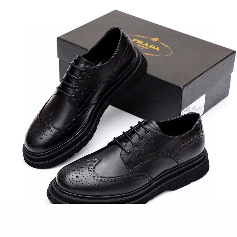 Pra*a leather shoes